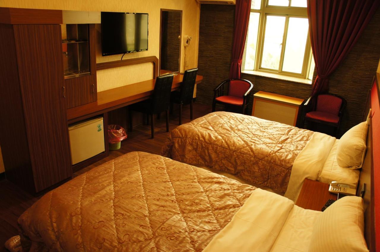 Paris Motel Mailiao Exterior photo